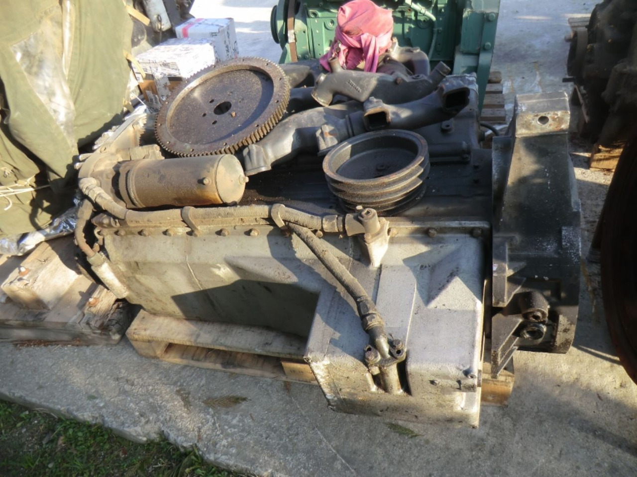CUMMINS NHG-250 MOTORE USATO, IN SMONTAGGIO - Motor de Máquina de construção: foto 2 CUMMINS NHG-250 MOTORE USATO, IN SMONTAGGIO - Motor de Máquina de construção: foto 2