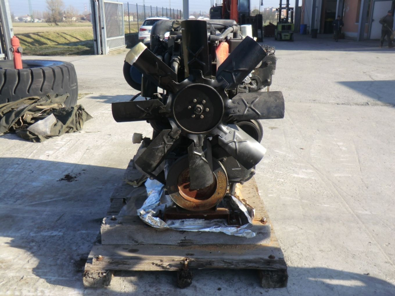 CUMMINS NTC-400 MOTORE TURBO COMPLETO DI VENTOLA, ALTERNATORE E MOTORINO D'AVVIAMENTO. (ENGINE NO. 11108744) - Motor de Máquina de construção: foto 1 CUMMINS NTC-400 MOTORE TURBO COMPLETO DI VENTOLA, ALTERNATORE E MOTORINO D'AVVIAMENTO. (ENGINE NO. 11108744) - Motor de Máquina de construção: foto 1