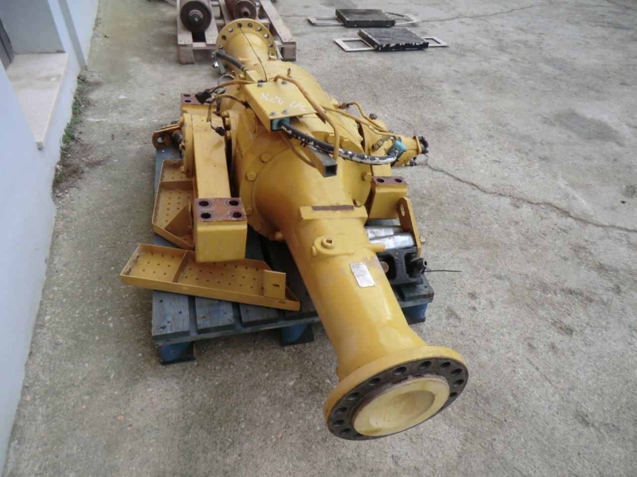 Caterpillar 928G - Eixo traseiro de Máquina de construção: foto 4 Caterpillar 928G - Eixo traseiro de Máquina de construção: foto 4
