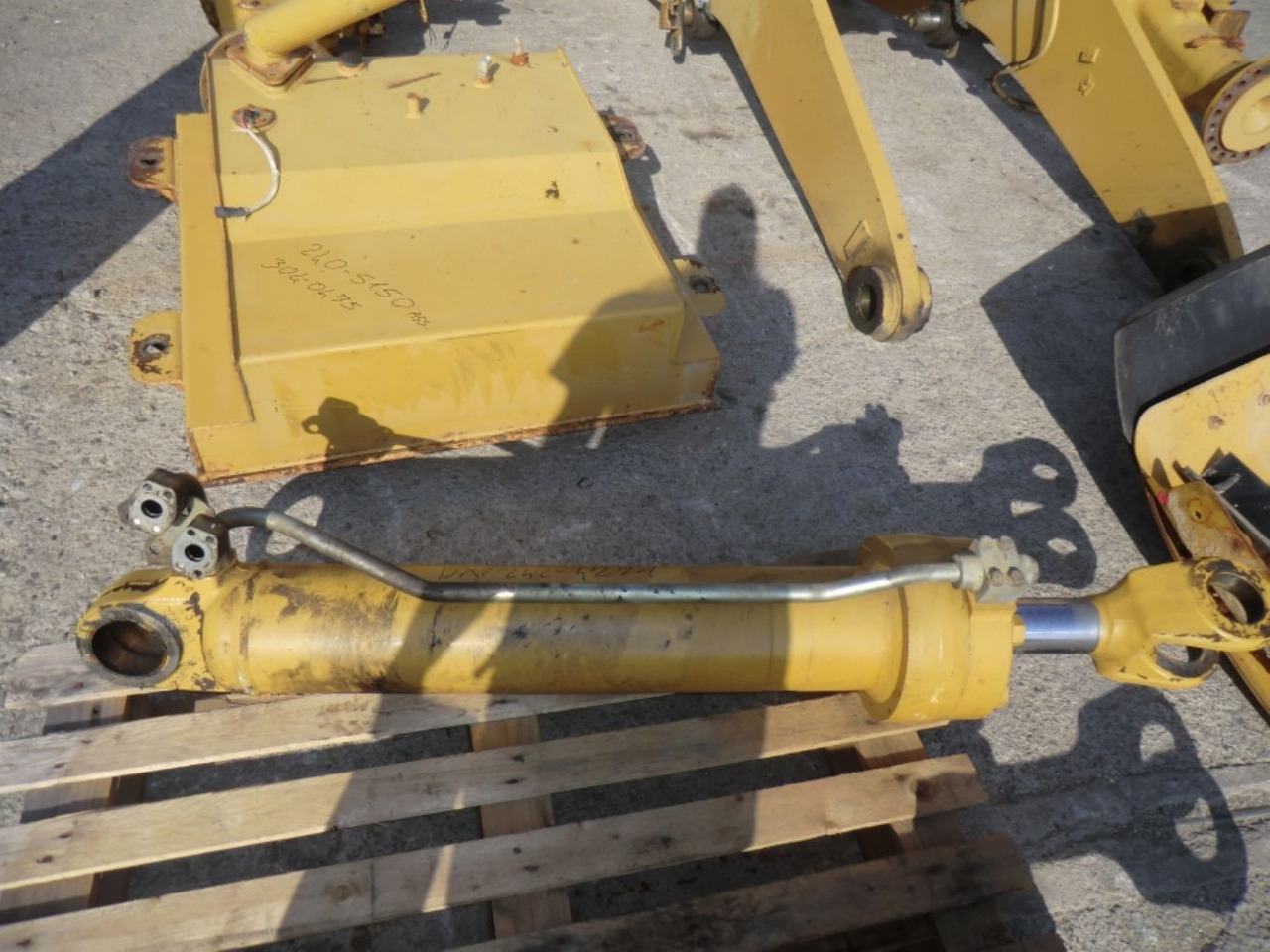 Caterpillar 962H cilindro di sollevamento destro - Cilindro hidráulico de Máquina de construção: foto 2 Caterpillar 962H cilindro di sollevamento destro - Cilindro hidráulico de Máquina de construção: foto 2