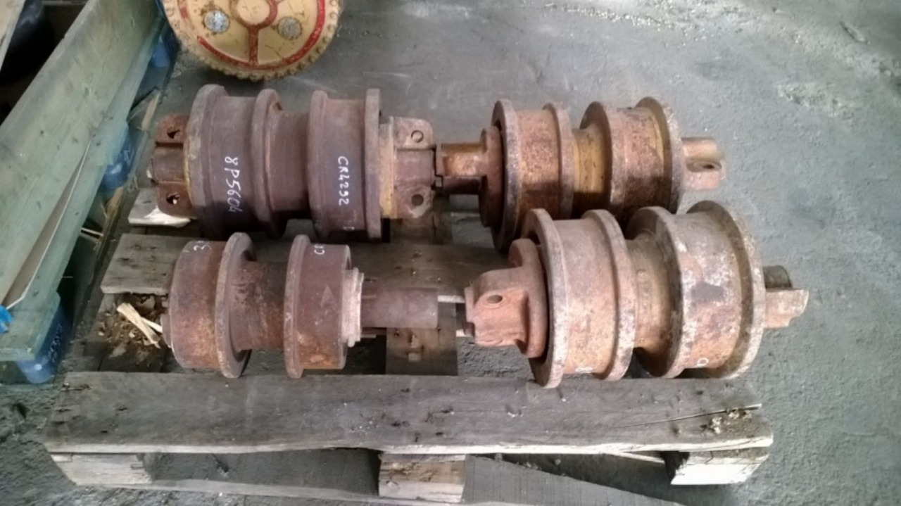 Caterpillar D9G D9H Rulli inferiori a doppia spalla. - Rasto - Rolo de Máquina de construção: foto 1 Caterpillar D9G D9H Rulli inferiori a doppia spalla. - Rasto - Rolo de Máquina de construção: foto 1