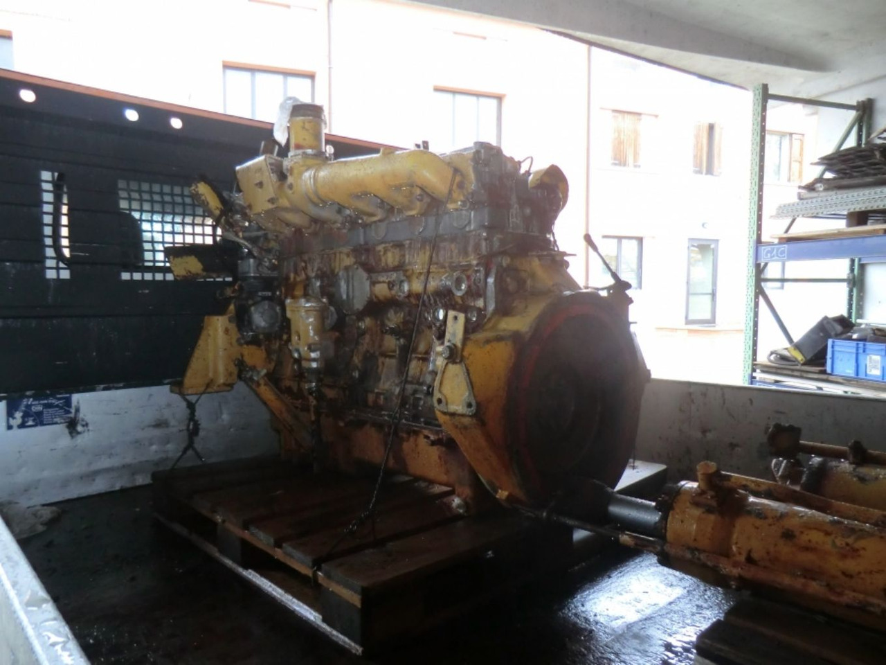 FIAT 8215-02 *542 Motore perfettamente funzionante completo di pompa nafta e iniettori revisionati. - Motor de Máquina de construção: foto 2 FIAT 8215-02 *542 Motore perfettamente funzionante completo di pompa nafta e iniettori revisionati. - Motor de Máquina de construção: foto 2