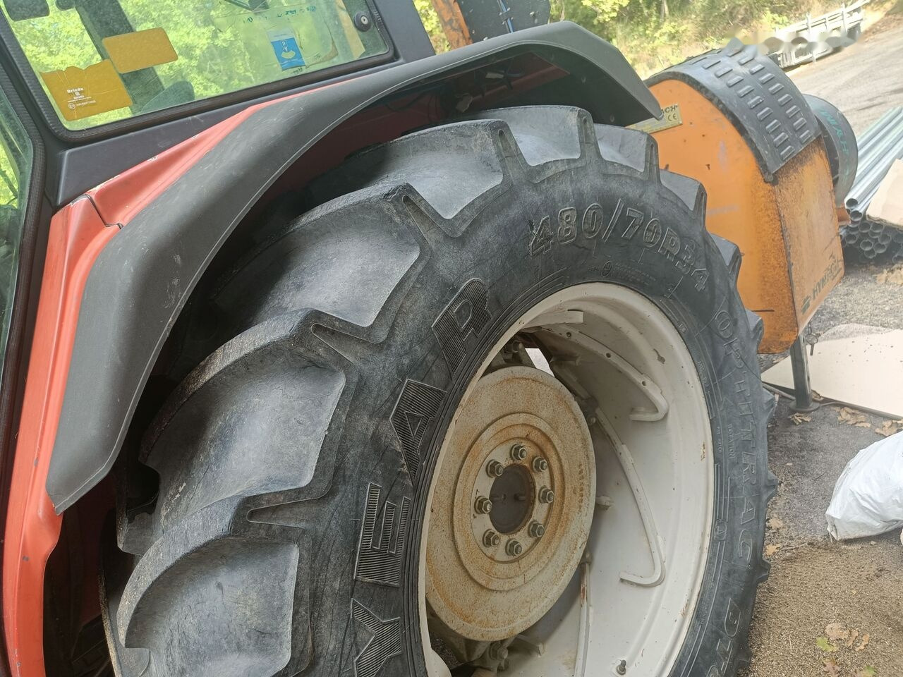 Massey Ferguson 383 - Trator: foto 4 Massey Ferguson 383 - Trator: foto 4