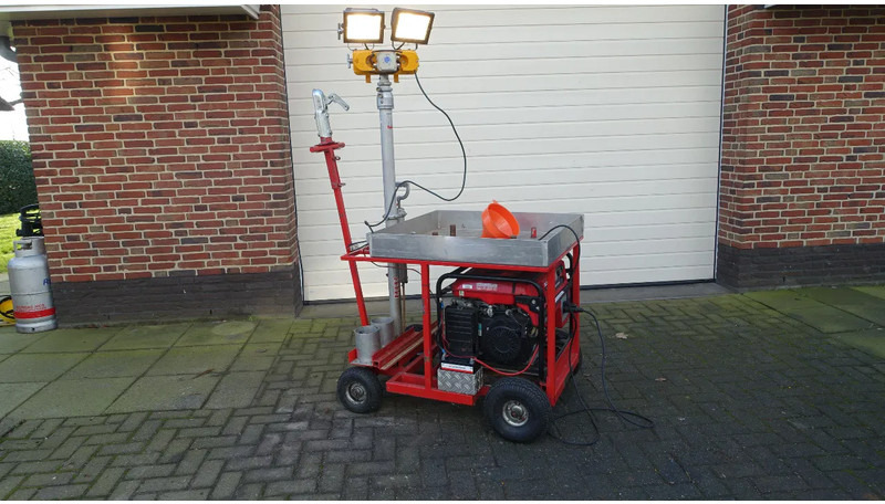 Honda EM4500S aggregaat met lichtmast - Gerador elétrico: foto 3 Honda EM4500S aggregaat met lichtmast - Gerador elétrico: foto 3