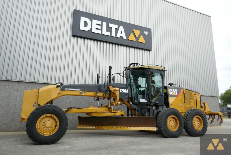 Caterpillar 120M - Motoniveladora: foto 4 Caterpillar 120M - Motoniveladora: foto 4