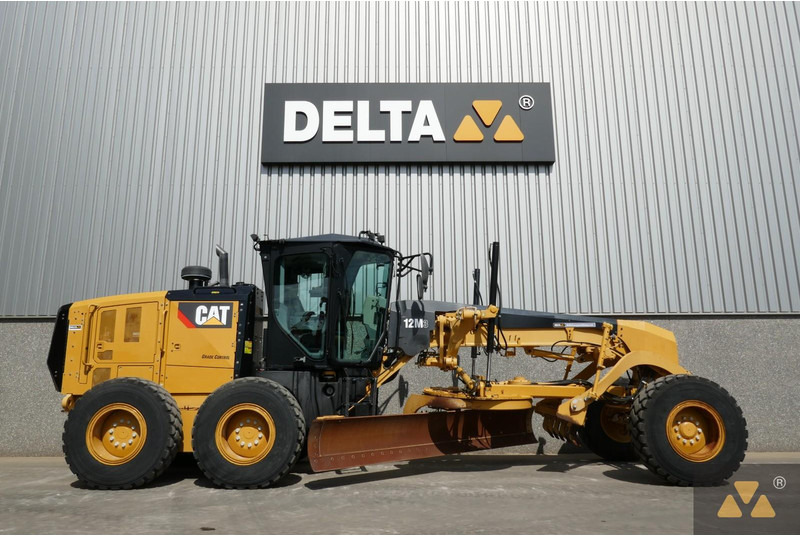 Caterpillar 12M3 - Motoniveladora: foto 2 Caterpillar 12M3 - Motoniveladora: foto 2