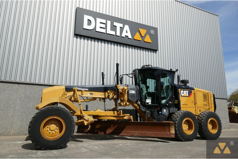 Caterpillar 12M3 - Motoniveladora: foto 4 Caterpillar 12M3 - Motoniveladora: foto 4
