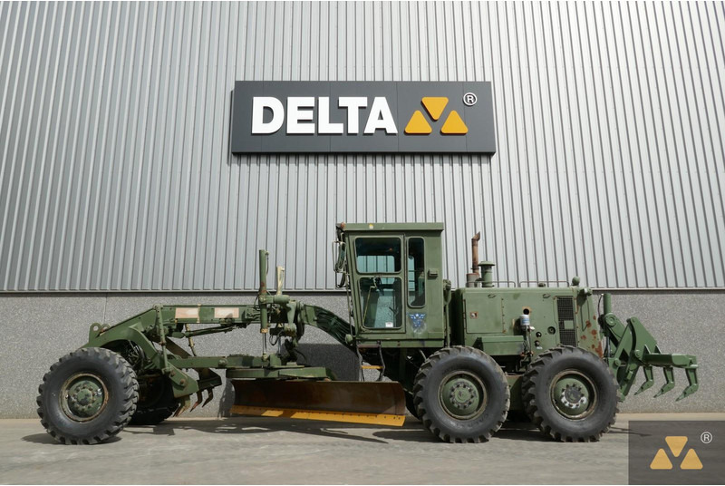 Caterpillar 130G Ex-army - Motoniveladora: foto 1 Caterpillar 130G Ex-army - Motoniveladora: foto 1
