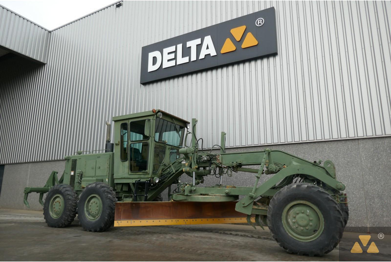 Caterpillar 130G Ex-army - Motoniveladora: foto 3 Caterpillar 130G Ex-army - Motoniveladora: foto 3