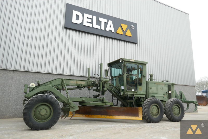 Caterpillar 130G Ex-army - Motoniveladora: foto 4 Caterpillar 130G Ex-army - Motoniveladora: foto 4