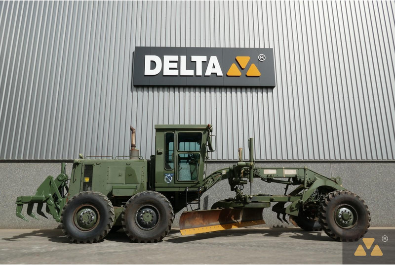 Caterpillar 130G Ex-army - Motoniveladora: foto 2 Caterpillar 130G Ex-army - Motoniveladora: foto 2