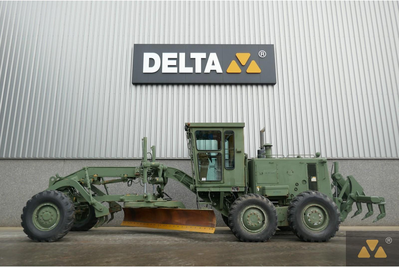 Caterpillar 130G Ex-army - Motoniveladora: foto 1 Caterpillar 130G Ex-army - Motoniveladora: foto 1