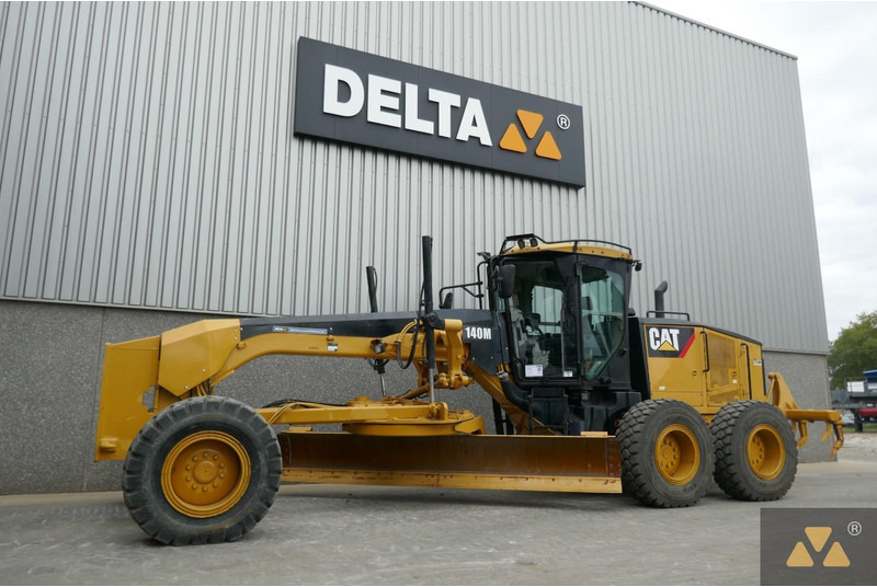 Caterpillar 140M - Motoniveladora: foto 4 Caterpillar 140M - Motoniveladora: foto 4