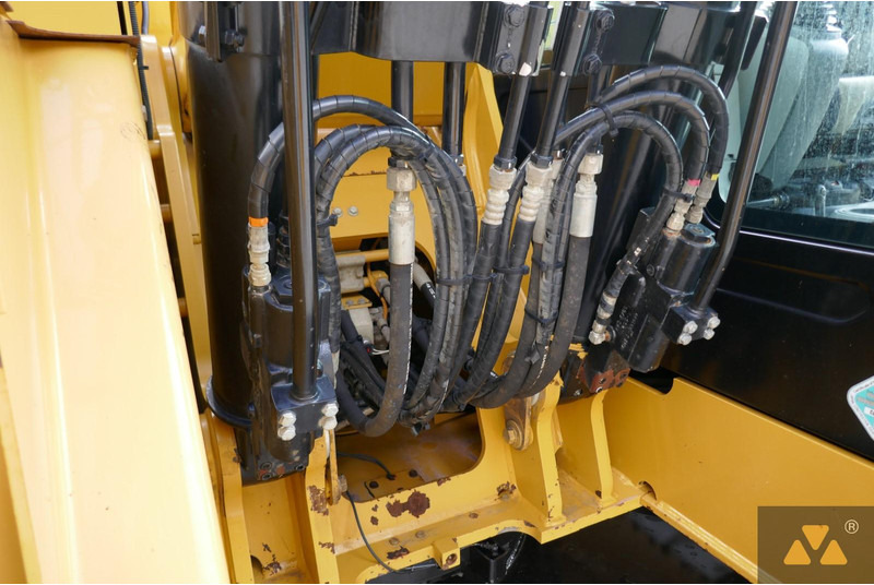 Escavadora de rastos Caterpillar 325F LCR: foto 14