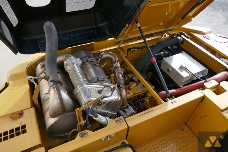 Escavadora de rastos Caterpillar 325F LCR: foto 18