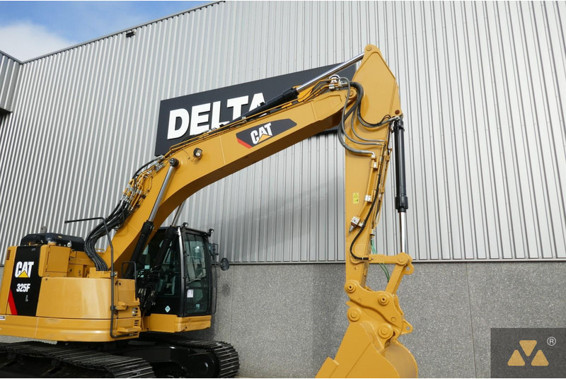 Escavadora de rastos Caterpillar 325F LCR: foto 9