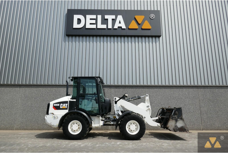 Caterpillar 906M - Carregadeira de rodas: foto 2 Caterpillar 906M - Carregadeira de rodas: foto 2