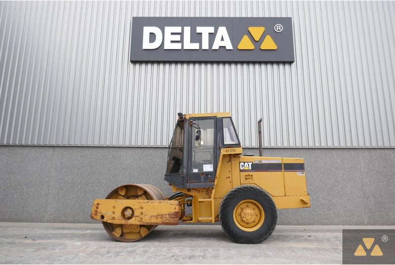 Caterpillar CS433C - Rolo: foto 1 Caterpillar CS433C - Rolo: foto 1
