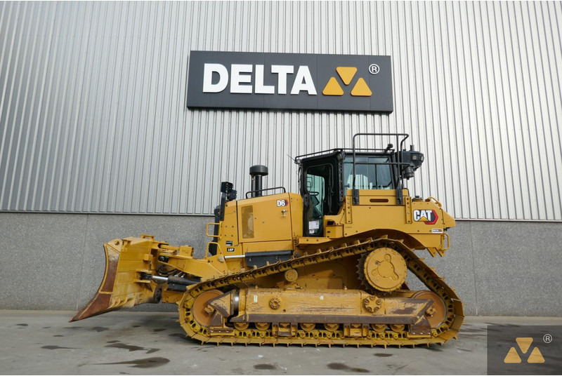 Caterpillar D6 LGP - Buldôzer: foto 1 Caterpillar D6 LGP - Buldôzer: foto 1