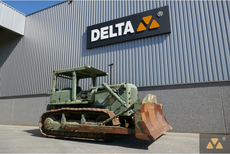 Caterpillar D7F Ex-army - Buldôzer: foto 3 Caterpillar D7F Ex-army - Buldôzer: foto 3