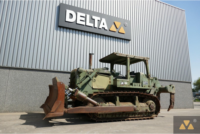 Caterpillar D7F Ex-army - Buldôzer: foto 4 Caterpillar D7F Ex-army - Buldôzer: foto 4