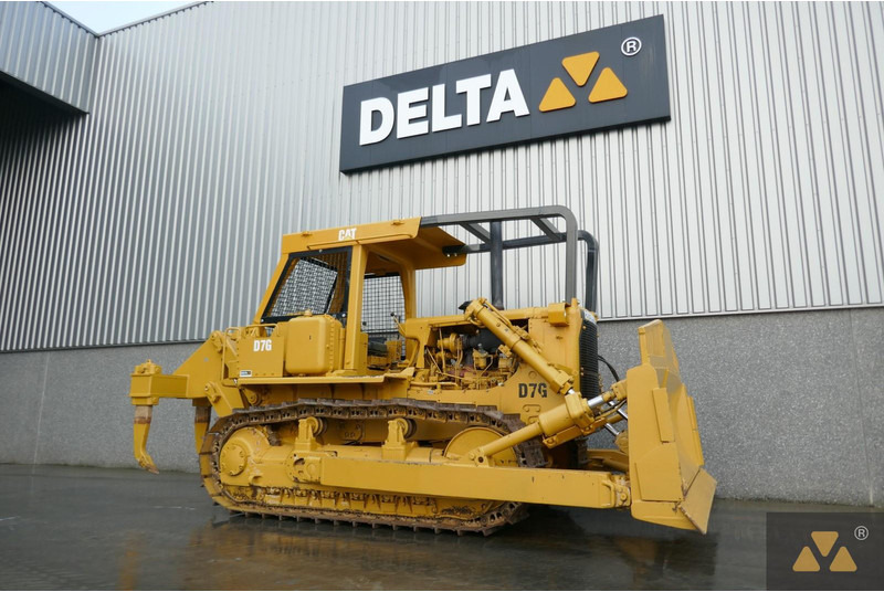 Caterpillar D7G Ex-army - Buldôzer: foto 3 Caterpillar D7G Ex-army - Buldôzer: foto 3