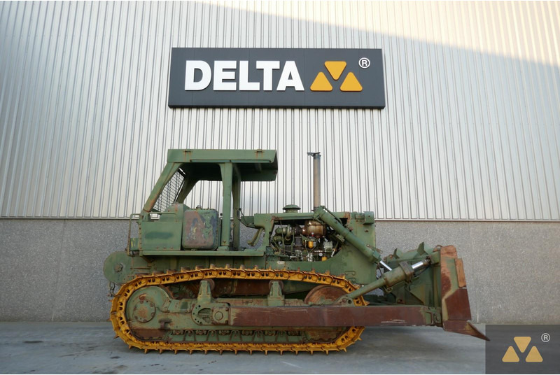 Caterpillar D7G Ex-army - Buldôzer: foto 2 Caterpillar D7G Ex-army - Buldôzer: foto 2