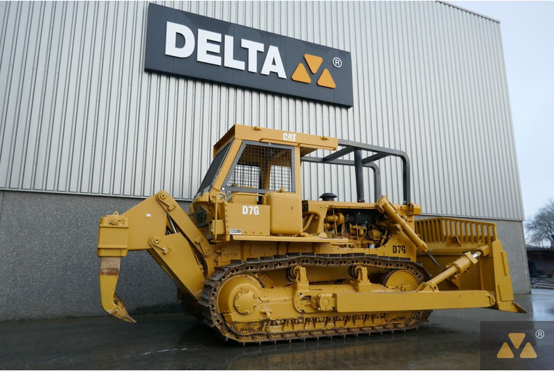 Caterpillar D7G Ex-army - Buldôzer: foto 5 Caterpillar D7G Ex-army - Buldôzer: foto 5