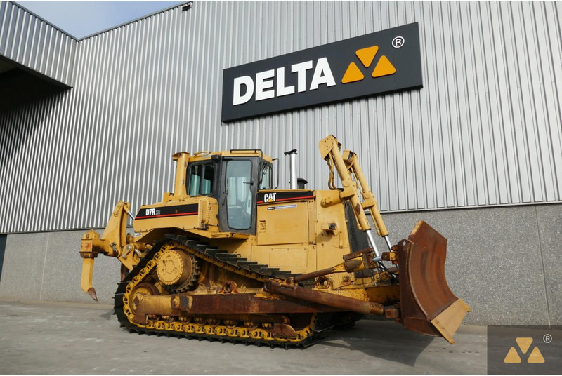 Caterpillar D7R XR Series II - Buldôzer: foto 3 Caterpillar D7R XR Series II - Buldôzer: foto 3
