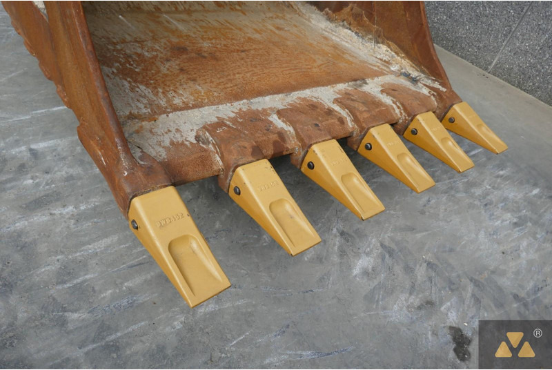 Escavadora de rastos Hitachi ZX300LC-7: foto 12 Escavadora de rastos Hitachi ZX300LC-7: foto 12