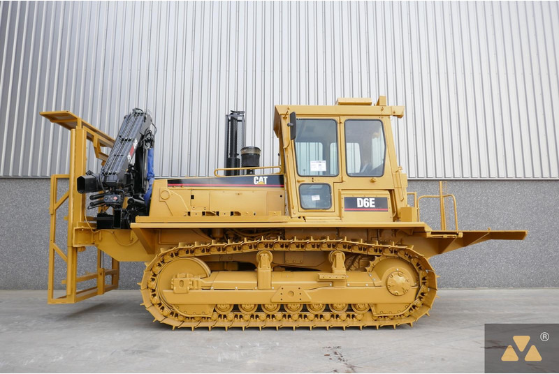 Caterpillar D6E Welding Tractor - Máquina de construção: foto 1 Caterpillar D6E Welding Tractor - Máquina de construção: foto 1
