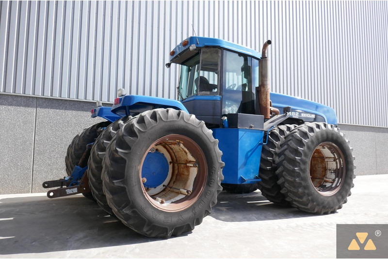 New Holland 9482 - Trator: foto 5 New Holland 9482 - Trator: foto 5