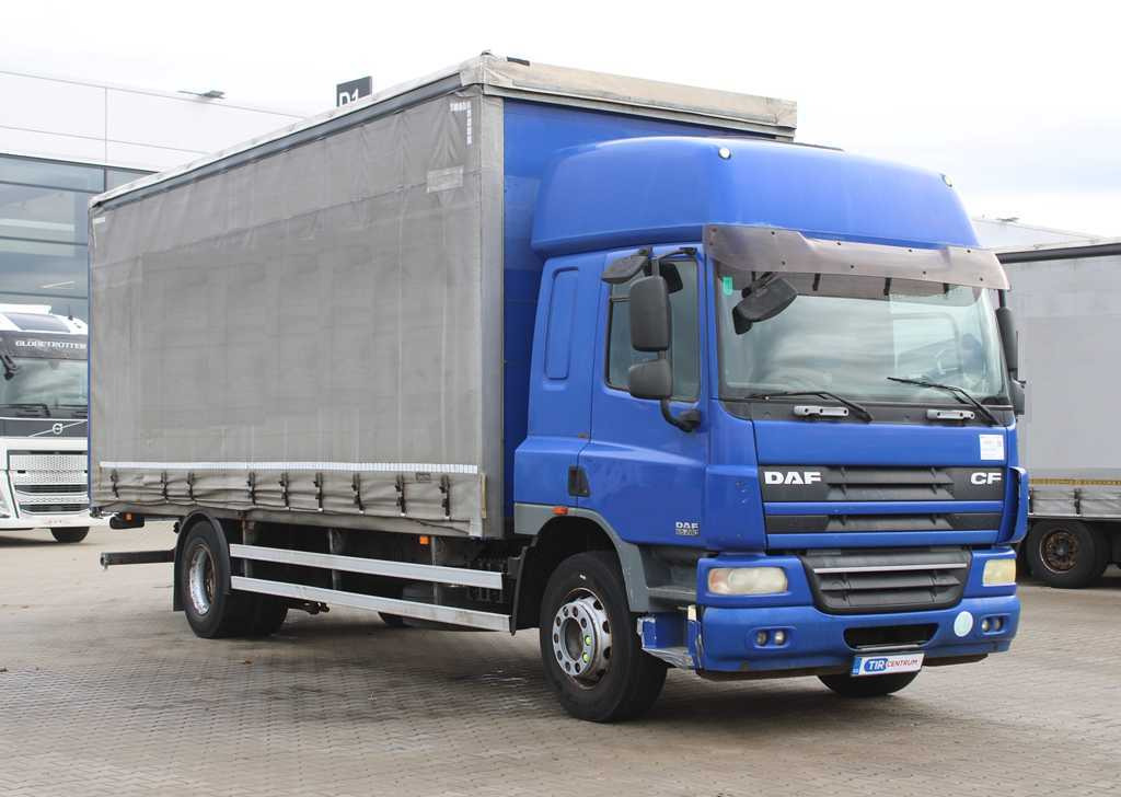 DAF CF 65.280, EURO 4 - Caminhão com lona: foto 3 DAF CF 65.280, EURO 4 - Caminhão com lona: foto 3