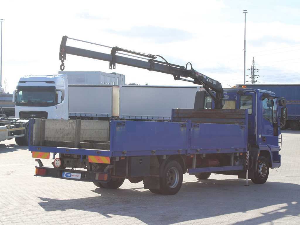 Iveco EUROCARGO 100E17, EURO 3, HYDRAULIC ARM HIAB 035-2 - Camião de caixa aberta/ Plataforma, Caminhão grua: foto 4 Iveco EUROCARGO 100E17, EURO 3, HYDRAULIC ARM HIAB 035-2 - Camião de caixa aberta/ Plataforma, Caminhão grua: foto 4