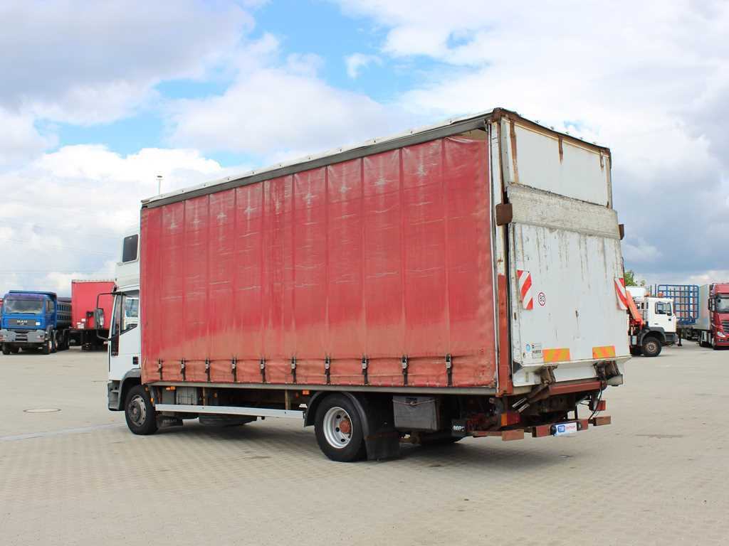 Iveco EUROCARGO ML 120 E, EURO 3, SLEEPING BODY, HYDRAULIC FRONT - Caminhão com lona: foto 5 Iveco EUROCARGO ML 120 E, EURO 3, SLEEPING BODY, HYDRAULIC FRONT - Caminhão com lona: foto 5