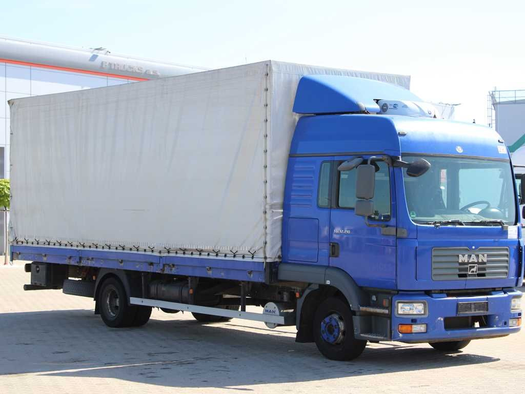 MAN TGL 12.210 4X2 BB, SECONDARY AIR CONDITIONING - Caminhão com lona: foto 2 MAN TGL 12.210 4X2 BB, SECONDARY AIR CONDITIONING - Caminhão com lona: foto 2