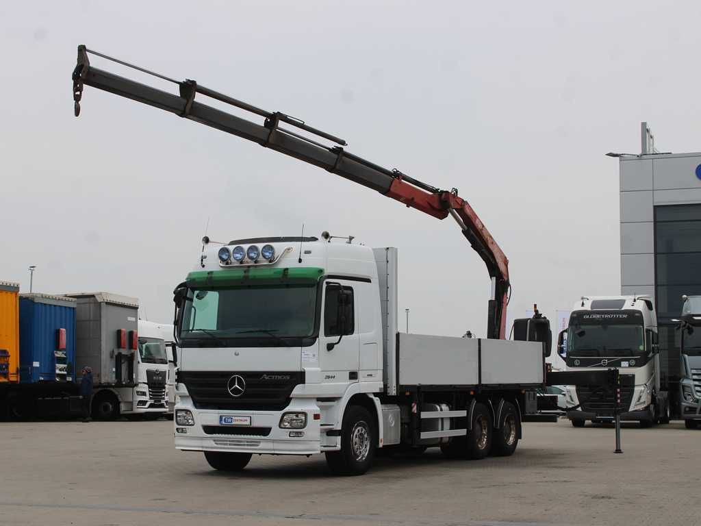 Mercedes-Benz Actros 2644, 6X4, EURO 4, CRANE FASSI F210 - Camião de caixa aberta/ Plataforma, Caminhão grua: foto 1 Mercedes-Benz Actros 2644, 6X4, EURO 4, CRANE FASSI F210 - Camião de caixa aberta/ Plataforma, Caminhão grua: foto 1