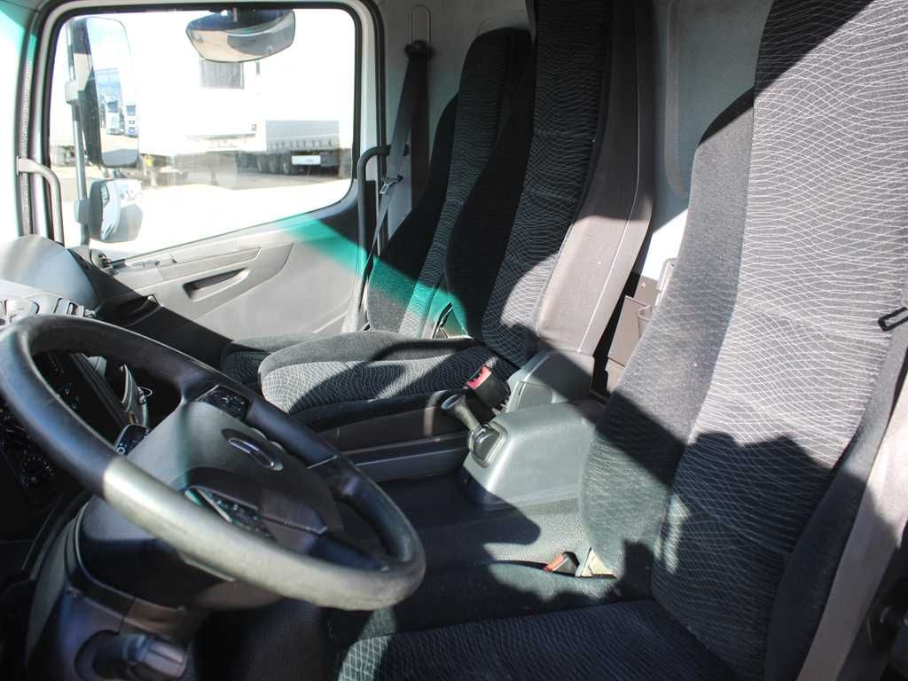 Caminhão com lona Mercedes-Benz Atego 1224 L, EURO 6, TAIL LIFT: foto 11