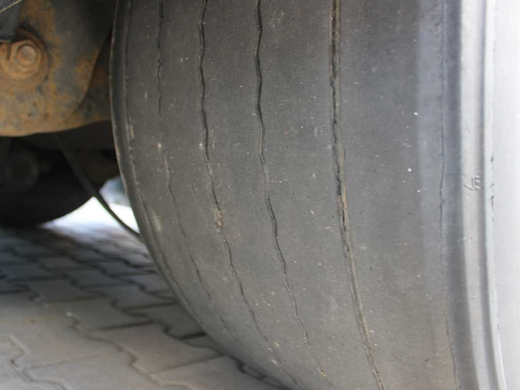 Semi-reboque de lona Schwarzmüller SPA 3/E, LOWDECK, MULTILOCK, LIFTING AXLE, LIFTING ROOF: foto 12