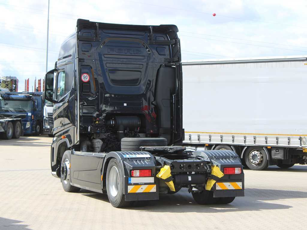 Ford F-MAX 12S, EURO 6, NAVIGATION - Tractor: foto 5 Ford F-MAX 12S, EURO 6, NAVIGATION - Tractor: foto 5