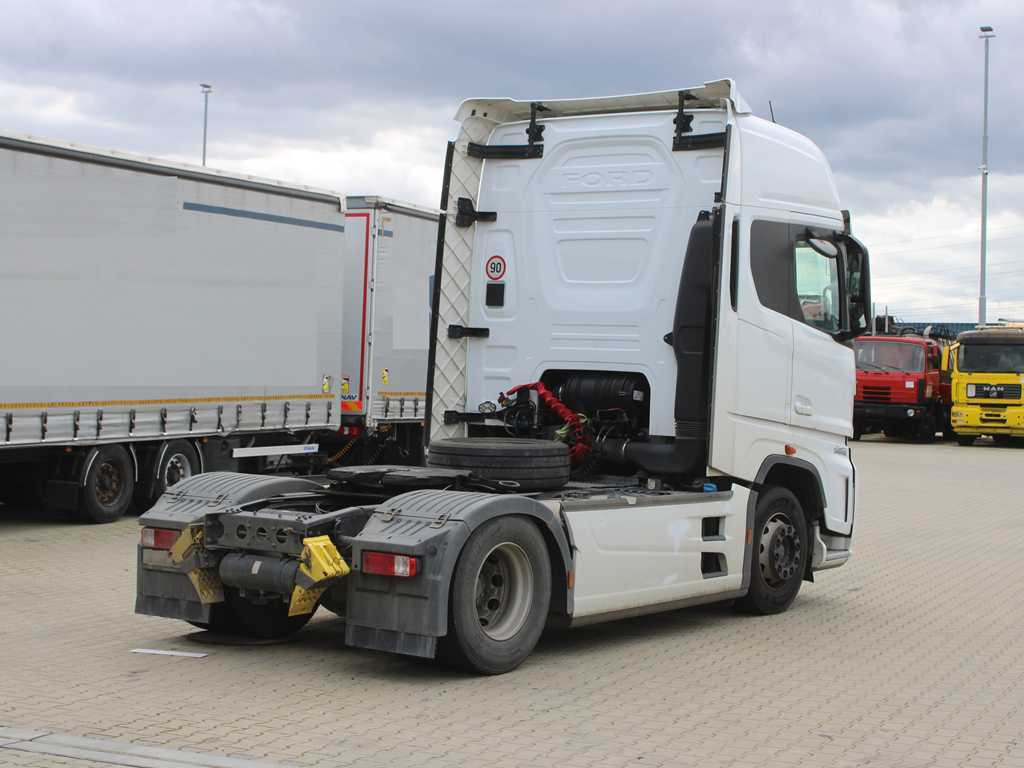 Ford F-MAX 12S, EURO 6, NAVIGATION - Tractor: foto 4 Ford F-MAX 12S, EURO 6, NAVIGATION - Tractor: foto 4