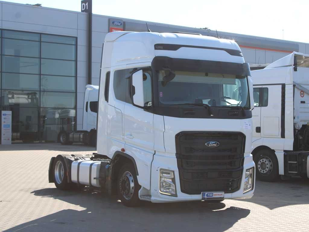 Ford F-MAX 500, EURO 6, LOWDECK, NAVIGATION - Tractor: foto 2 Ford F-MAX 500, EURO 6, LOWDECK, NAVIGATION - Tractor: foto 2