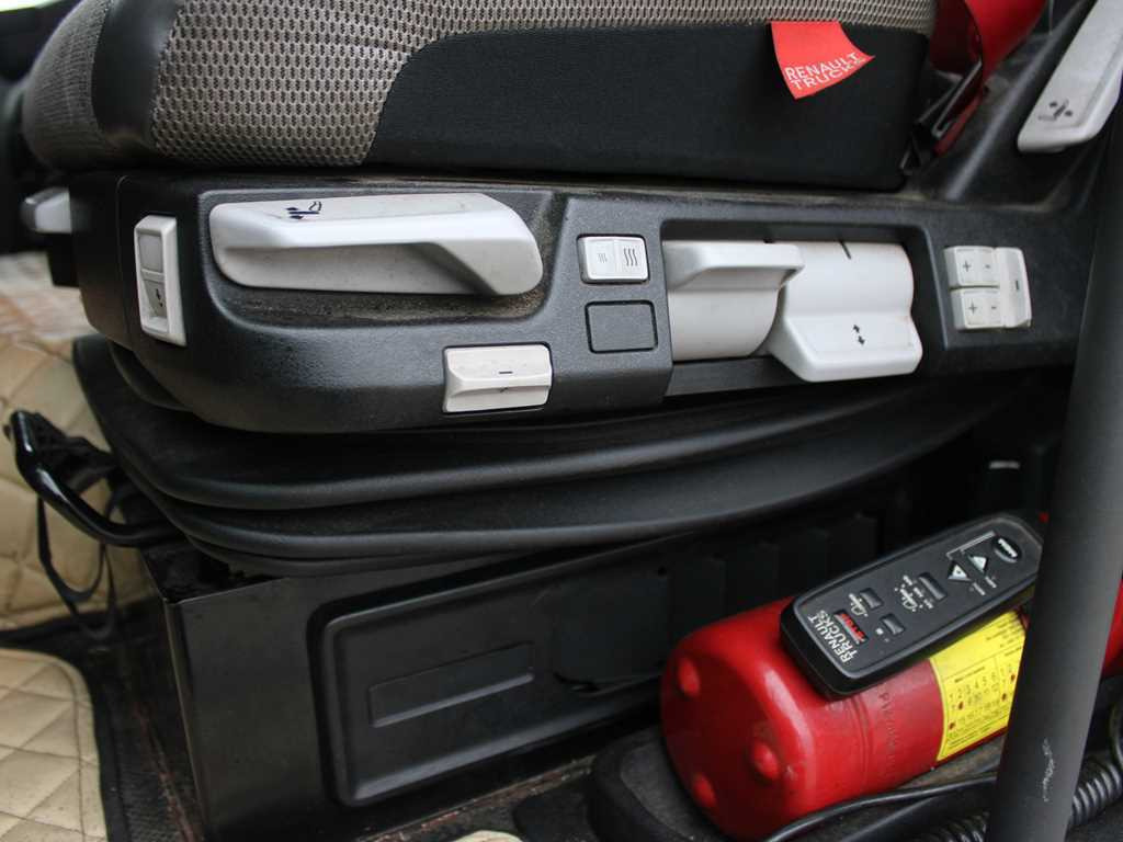 Tractor Renault T 460, EURO 6, LOWDECK, AIR SUSPENSION: foto 6