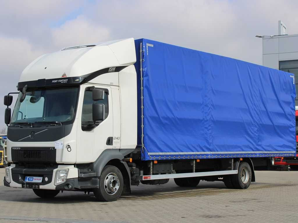 Volvo FL 240, SLEEPING CABIN, EURO 6, VEB+ - Caminhão com lona: foto 1 Volvo FL 240, SLEEPING CABIN, EURO 6, VEB+ - Caminhão com lona: foto 1
