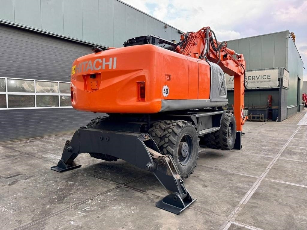 Hitachi ZX190W3 - Escavadeira de rodas: foto 4 Hitachi ZX190W3 - Escavadeira de rodas: foto 4