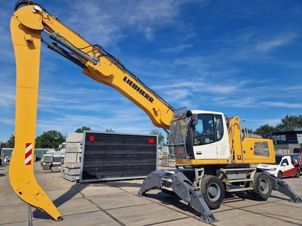 Liebherr LH 30 M - Manipulador de material: foto 4 Liebherr LH 30 M - Manipulador de material: foto 4