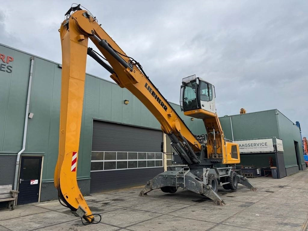 Liebherr LH 40 M - Manipulador de material: foto 2 Liebherr LH 40 M - Manipulador de material: foto 2
