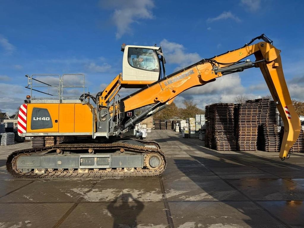 Liebherr LH 40C EW - Manipulador de material: foto 4 Liebherr LH 40C EW - Manipulador de material: foto 4