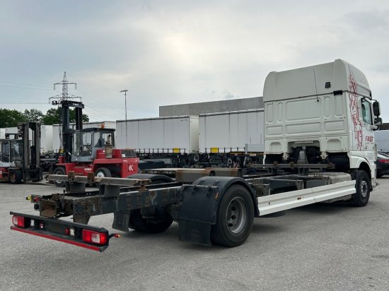 DAF XF 410 FA BDF SSC Euro 6, Retarder - Caminhão transportador de contêineres/ Caixa móvel: foto 5 DAF XF 410 FA BDF SSC Euro 6, Retarder - Caminhão transportador de contêineres/ Caixa móvel: foto 5