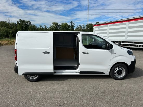 Fiat Scudo (L2) M BlueDHi 120 6-Gang inkl. NOVA - Furgão: foto 4 Fiat Scudo (L2) M BlueDHi 120 6-Gang inkl. NOVA - Furgão: foto 4